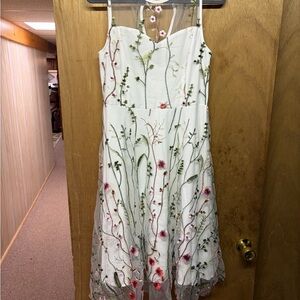 Embroidered White Floral Midi Dress